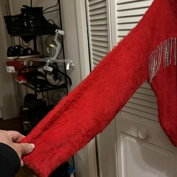 On 12th Fuzzy Thick Winter Sweater with Blings Fringes Size L - Picture 5 of 9